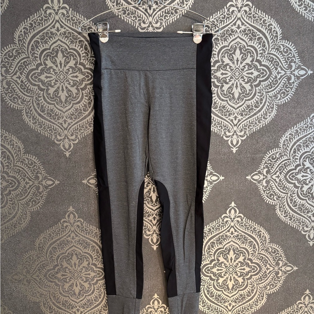 Gray and Black Leggings Athleta Joggers Small